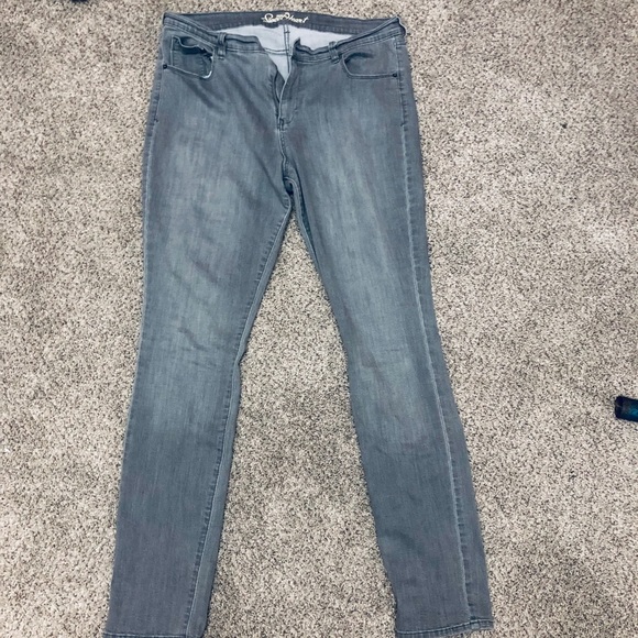 Old Navy Denim - Cute Gray skinny curvy jeans
